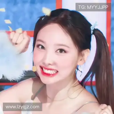 仲灵楚